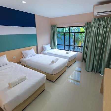 Jj Residence Phuket Town Exteriör bild
