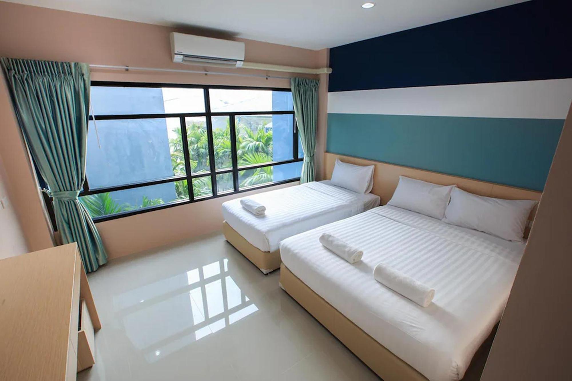 Jj Residence Phuket Town Exteriör bild