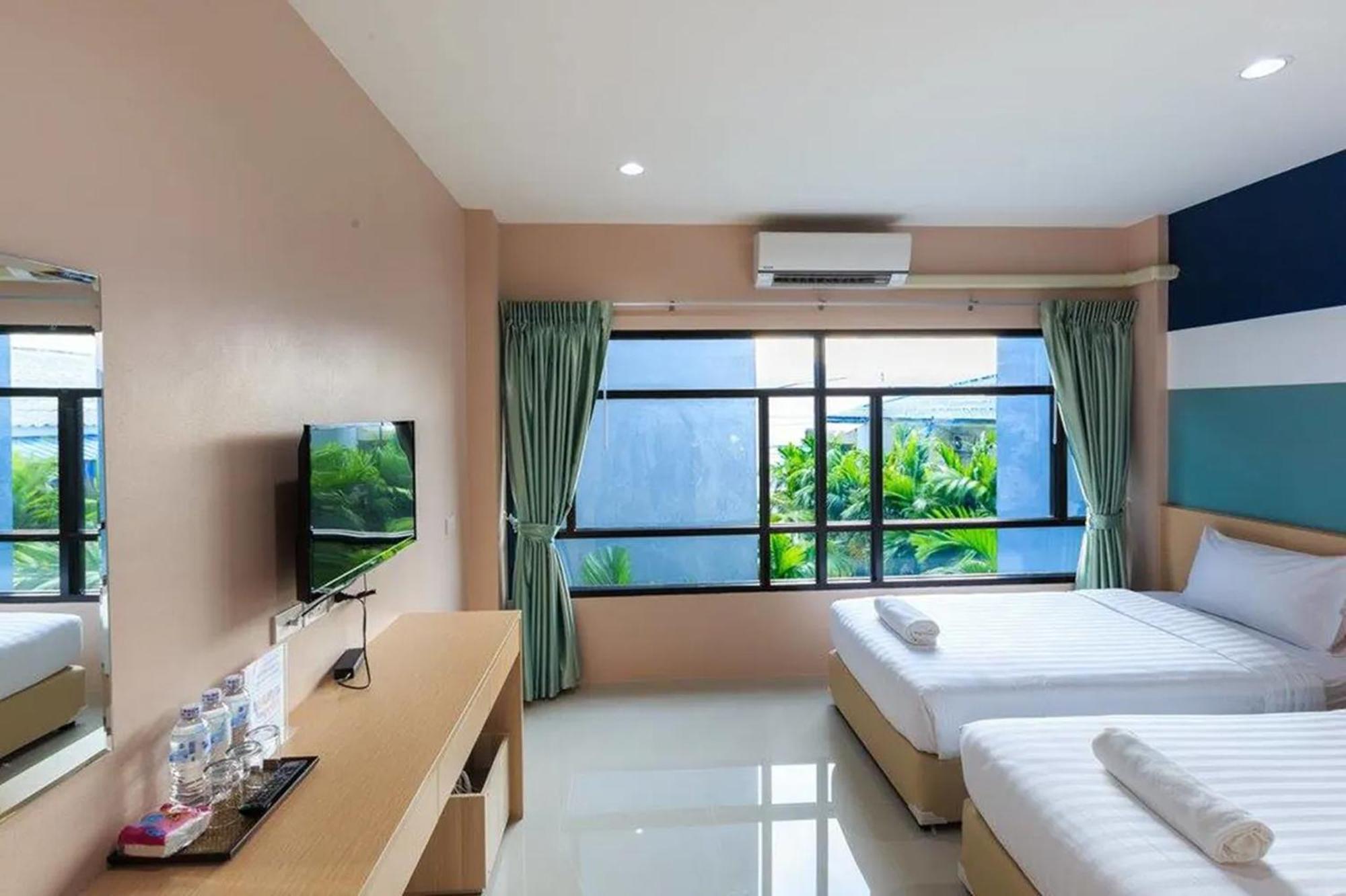 Jj Residence Phuket Town Exteriör bild